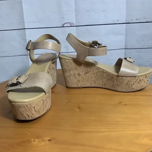 Nine West Tan Nude Platform Wedge Women's Sandal Leather Size 8.5 “maximumo” - Picture 1 of 8