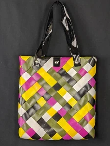 BOUTIQUE WOVEN PLASTIC RESIN SPRING & SUMMER TOTE BAG 23" x 13" - Picture 1 of 4