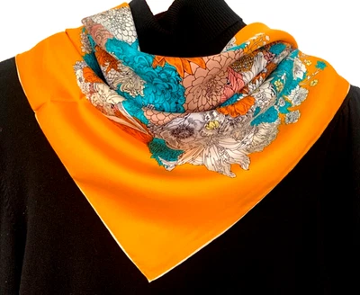 Bufanda de seda 14momme con estampado floral naranja de caballo de 35"x35" 88x88 cm Foto 1 de 4