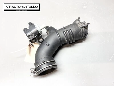 ⭐️2012-2015 TOYOTA PRIUS C LIMPIADOR DE ADMISIÓN DE AIRE TUBO DE CONDUCTO 17880-21130 OEM Foto 1 de 4