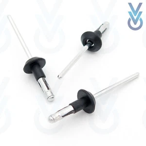 10x Front Bumper and Trim Fastener rivets for some Volvo 850 Saloon / Estate - Picture 1 of 5