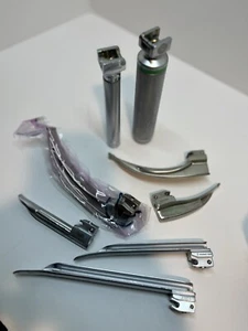 8 Piece Lot Laryngoscope Set Lot with 2 Handles 6 Blades See Description D2 - Picture 1 of 1