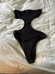 ausgeschnittener Body - Bild 1 von 3