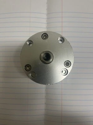 Cilindro pneumático Bimba Flat-1 FO-171-1 com montagem em pivô - Imagem 1 de 3