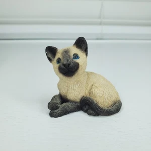 Siamese Stone Critter Kitten Cat Figurine Glass Eyes UDC United Design - Picture 1 of 9
