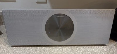 Samsung MM-D470D Micro System DVD CD FM Player ipod Dock W/Power Cord NO REMOTE - Image 1 of 4