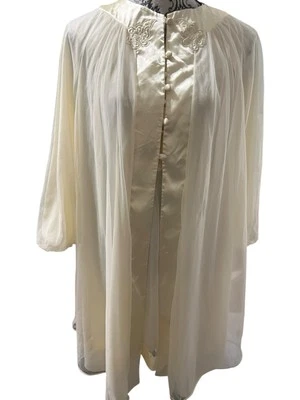 Vintage  Womens Nightgown With Robe  Set SZ M Ivory - Image 1 of 4