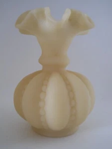 Fenton Glas Satin Perlen Melone Vase 5,5" H - Bild 1 von 3