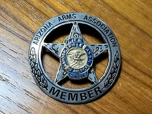 Vintage Arizona Arms Association Member Pin Badge - Picture 1 of 4
