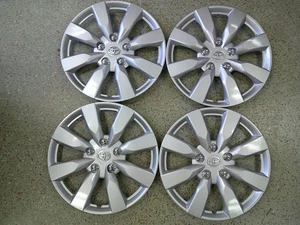 2014-2016 Toyota Corolla 16" NEW Silver Wheel Covers 42602-02430 61172 - Set/4* - Picture 1 of 9