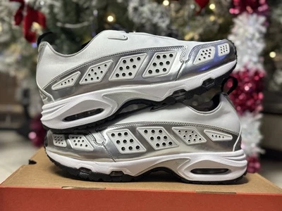 Zapatos para mujer Nike Air Max SNDR talla 9 (blanco/negro/plateado metálico) Foto 1 de 4