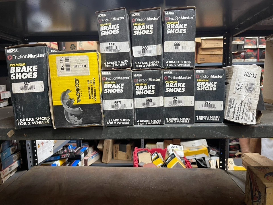 Monroe ZBX723R Rear Drum Brake Shoe For 1997-2007 Ford E-150 F-150 / Heritage - Image 1 of 1