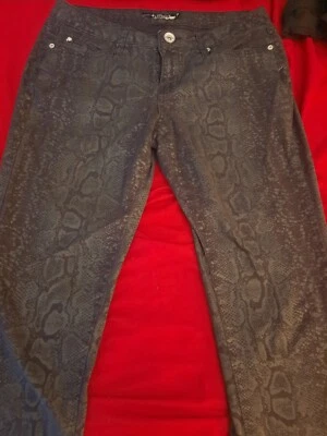Womens Lovesick Hot Topic Snake Print Jeans Pants Juniors Size 7 - Image 1 of 4