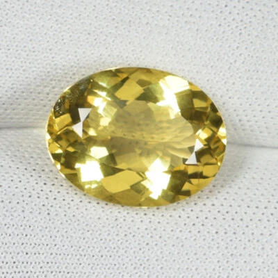 GEMAS BRILLANTES AGUAMARINA BERILO AMARILLO NATURAL MEJOR GRADO 5,11 ct Ver Vdo 1077 Foto 1 de 2