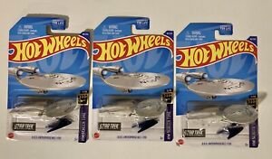 Hot Wheels Star Trek USS Enterprise lot of 3 NEW