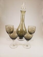 VINTAGE DARK OLIVE GREEN 14 1/2" TALL DECANTER SET WITH 4 GABLES 5 3/4" TALL 