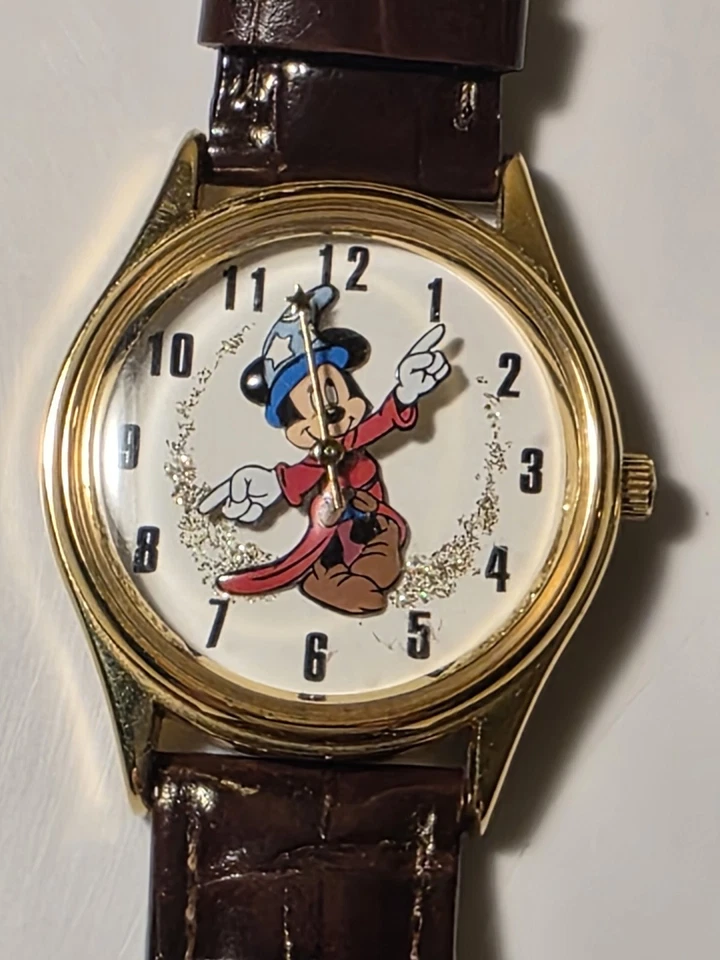 Reloj Raro Hechicero Mickey Mouse Cuarzo De Colección Parques Disney  Foto 1 de 4