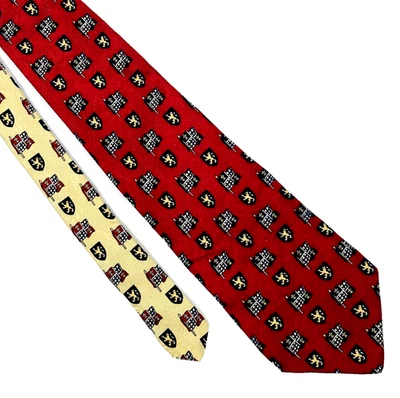 Corbata Tommy Hilfiger De Colección RARA Escudo Cresta de León Bandera Caballero Rojo Preppy Y2K EE. UU. Foto 1 de 4