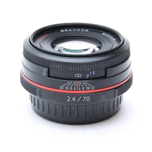 PENTAX HD DA70mm F/2.4 Limited Black #377 - Picture 1 of 12