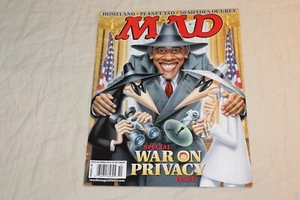 October 2013 MAD Magazine Obama Spy vs Spy War on Privacy Cover No. 523 - Picture 1 of 5