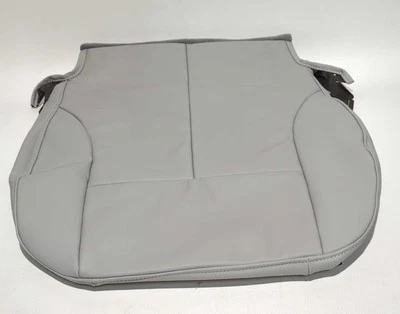 Nueva cubierta de asiento de cuero inferior derecha genuina Chrysler 2007-2008 gris Pacifica OEM Foto 1 de 4