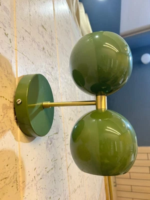 Apliques de pared modernos verdes de mediados de siglo Diabolo aplique de pared de latón regalo de Navidad Foto 1 de 4