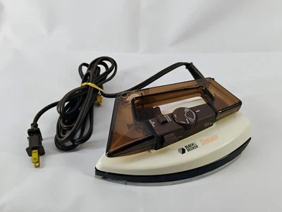  Plancha de viaje vintage Black & Decker Stowaway vapor y seca F46A.  Usado en excelente estado Foto 1 de 4