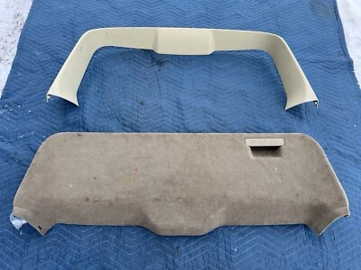 Alfombra bronceada con escotilla trasera Volvo XC70 2008-2013 moldura superior e inferior OEM #4280E Foto 1 de 4