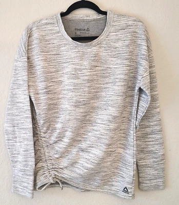 Top deportivo gris Pullover Reebok con camisa corbata lateral para mujer pequeño Foto 1 de 4