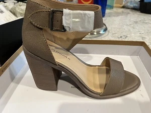 Kelsi Dagger Brooklyn Wedge Platform Sandals Women 8.5 US Distressed Leather. - Picture 1 of 3