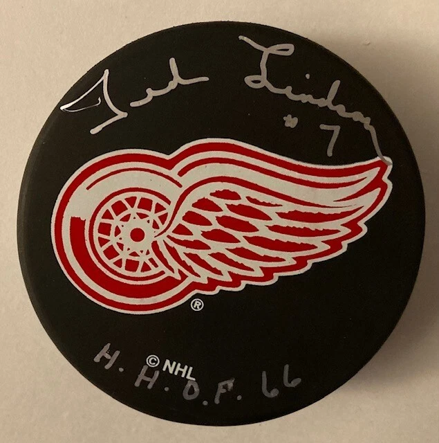 ШАЙБА С КРАСИВОЙ ПОДПИСЬЮ TED LINDSEY С СЕРТИФИКАТОМ ПОДЛИННОСТИ ОТ JSA И НАДПИСЬЮ HHOF 66 - Изображение 1 из 3