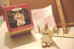 KING MALH -3RD KING~LEGEND OF THE THREE KINGS COLLECTION~1999 HALLMARK ORNAMENT~ - Picture 1 of 5