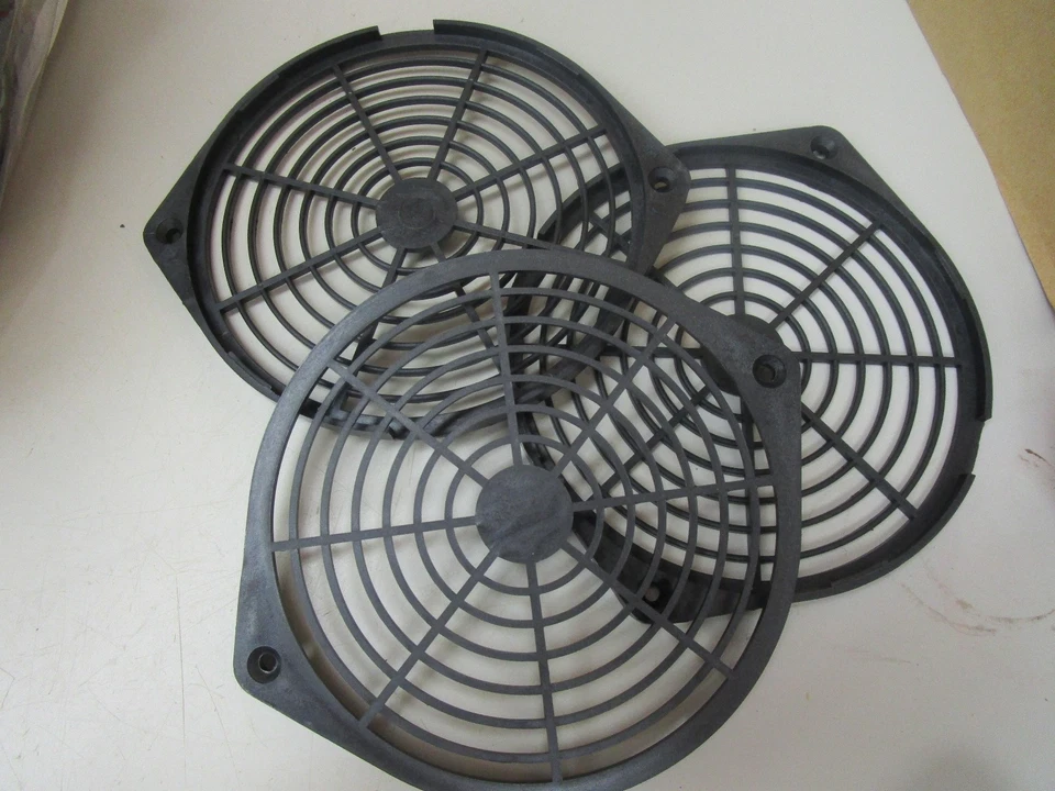 NUEVO DAYTON LOTE DE 3 ACCESORIOS VENTILADOR AXIAL PROTECTOR PLÁSTICO 3RP15A 15A 15A AMP Foto 1 de 1