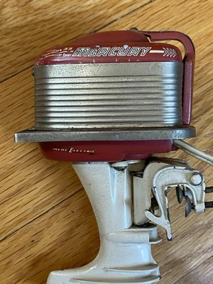 Mercury Fueraborda Barco de Juguete Motor Juguete De Colección Raro K&O Foto 1 de 4