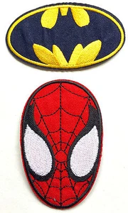 SPIDER MAN & BATMAN 2er SET BÜGELBILD BUNTE FLICKEN IM NEUZUSTAND - Bild 1 von 3
