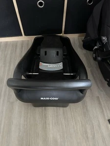 Maxi Cosi Car Seat - Picture 1 of 3