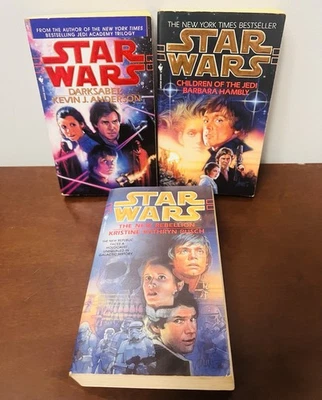 Lote de 3 libros de bolsillo de Star Wars, nueva Rebelión, Hijos del Jedi Foto 1 de 4