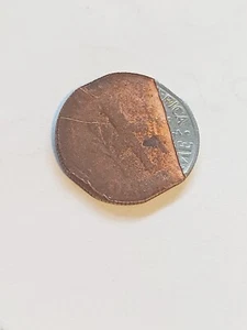 America 10 Cents 1967 Dime Error?/Defaced/Cut? United States Coin Exposed copper - Picture 1 of 2