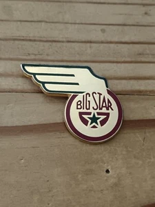 Pin's Pins Pin Enamel 34 VÊTEMENTS JEANS "BIG STAR" - Picture 1 of 4
