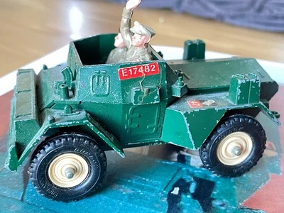 BRITAINS LTD No 9781 British Scout Car Daimler MKII WWII 1974 - Image 1 of 4