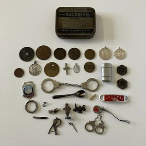 Joblot Of Vintage Antique Metal Odments Trinkets Coins Pendants Tokens Buttons - Picture 1 of 8
