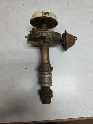 OEM 1971 1972 Oldsmobile Cutlass Distributor 1112106 1G20 July 1971 Original - Image 1 of 4