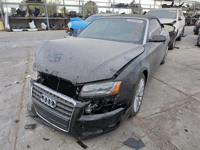 Pantalla de infoentretenimiento usada se adapta a: Audi A5 2011 Display ID 8T0057603A Grado A Foto 1 de 4