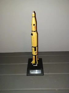 1960s COUNTDOWN INC. APOLLO SATURN V ROCKET 12" Desk Model NASA Space Program - Picture 1 of 4