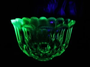 Vintage Czech/ Bohemian URANIUM Cut Crystal Glass VASE Bowl Art Deco 1930s - Picture 1 of 11