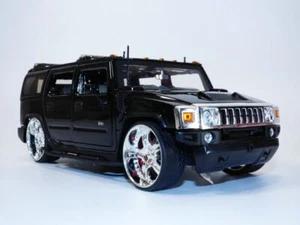 HUMMER H2 tuning noir 1/24 - Foto 1 di 9