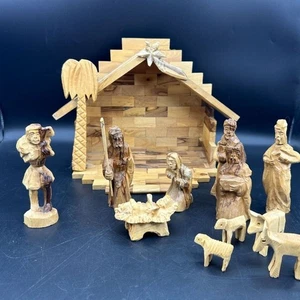 Hand Carved Creche Nativity Manger Stable Vintage Olive Wood - Picture 1 of 11