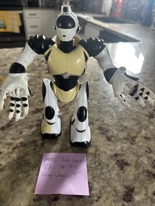 WowWee Robo Sapien Robot Action Figure 2005 9" Untested - Picture 1 of 8