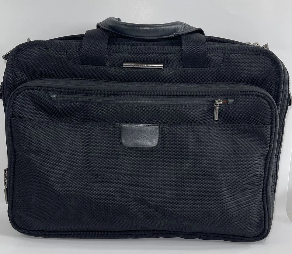 Briggs & Riley KB402X-4 EXPANDABLE Nylon Travel Brief Case. No strap - Image 1 of 4