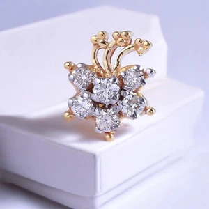 0,15 Cts Rotondo Brillante Taglio Naturale Diamanti Naso Borchie 18K Oro giallo - Foto 1 di 4